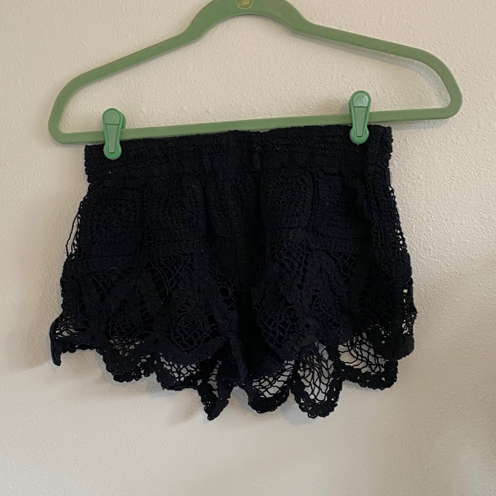 3/$30 Surf Gypsy Crochet Shorts